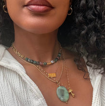 BEAUTY & BALANCE INDIAN AGATE CRYSTAL CHOKER