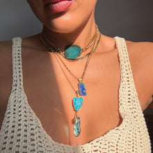 LAZULI ROYALTY CRYSTAL NECKLACE